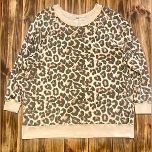 Free People Womens Cheetah Oversized Sweatshirt Sweater Sz X-Small